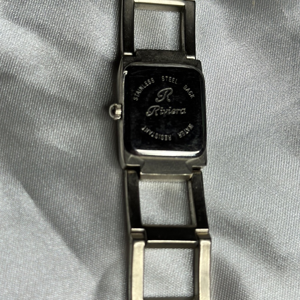 Riviera Water Resistant Link Watch Silver/Seagreen Face - Needs Battery - Picture 3 of 4
